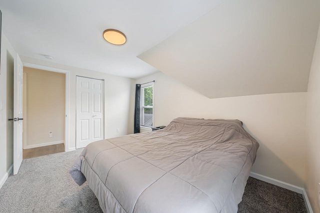 402 E LINCOLN AVENUE, Oshkosh, WI 54901