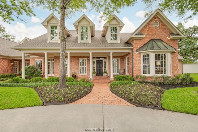 1004 Sonoma Circle, College Station, TX 77845