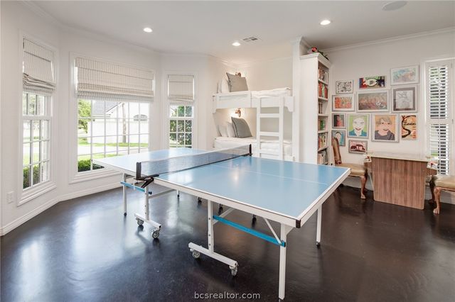 1004 Sonoma Circle, College Station, TX 77845