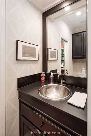 1004 Sonoma Circle, College Station, TX 77845