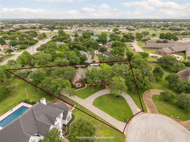 1004 Sonoma Circle, College Station, TX 77845