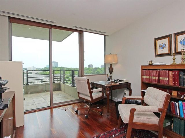 700 Park Regency NE Place, Atlanta, GA 30326