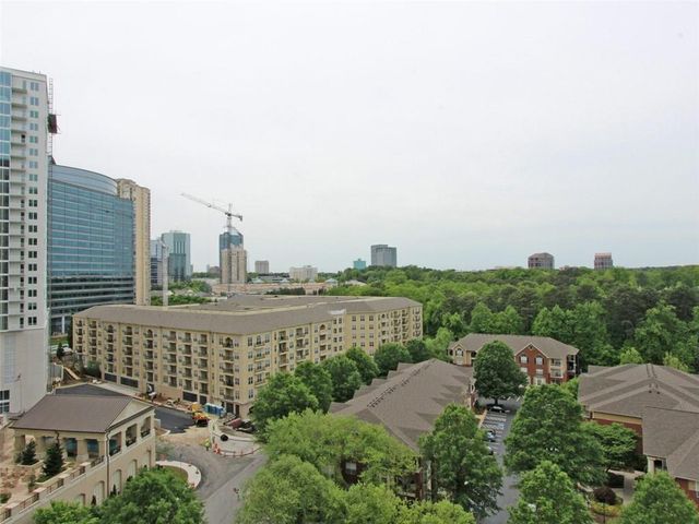 700 Park Regency NE Place, Atlanta, GA 30326