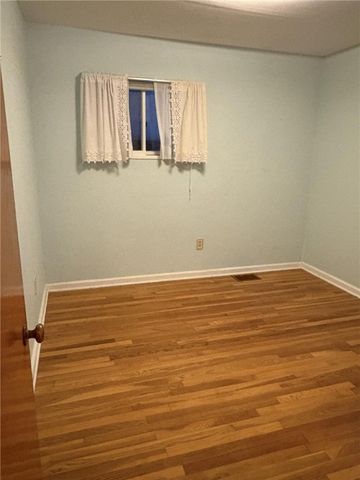 26 Shannon Street, Bath, NY 14810