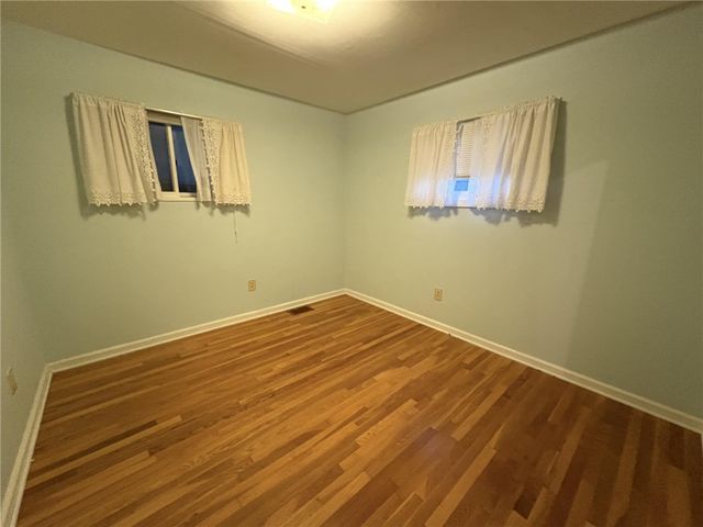 26 Shannon Street, Bath, NY 14810