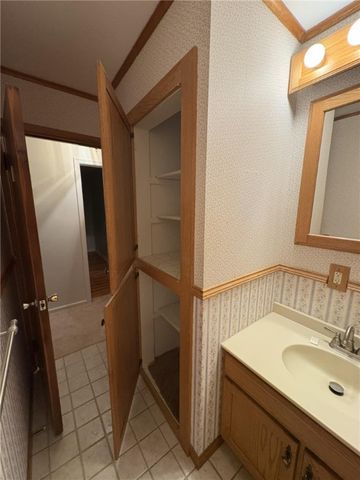 26 Shannon Street, Bath, NY 14810