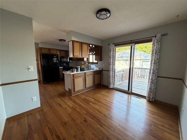 3941 E 26th Street, Des Moines, IA 50317