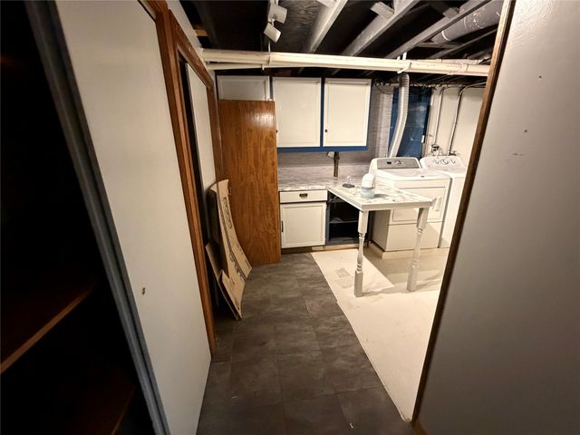 3941 E 26th Street, Des Moines, IA 50317
