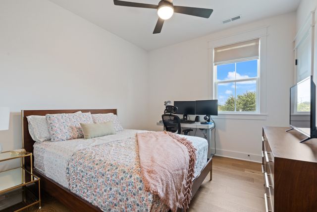 323 Whitsett Rd, Nashville, TN 37210