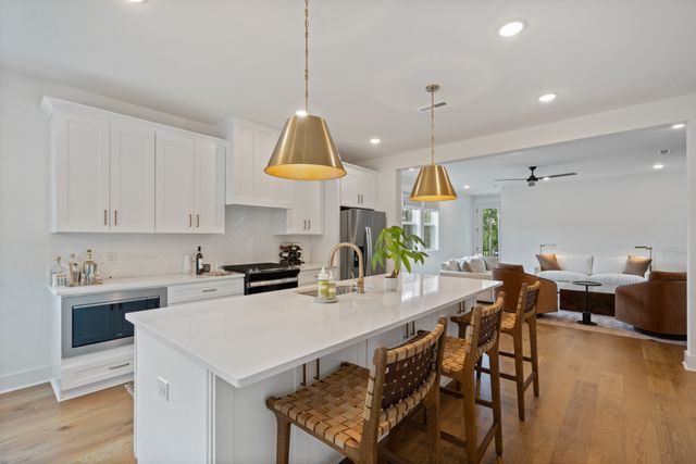 323 Whitsett Rd, Nashville, TN 37210