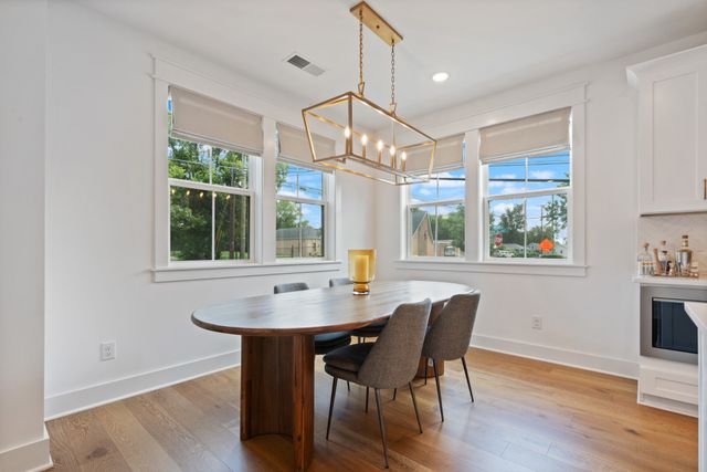 323 Whitsett Rd, Nashville, TN 37210