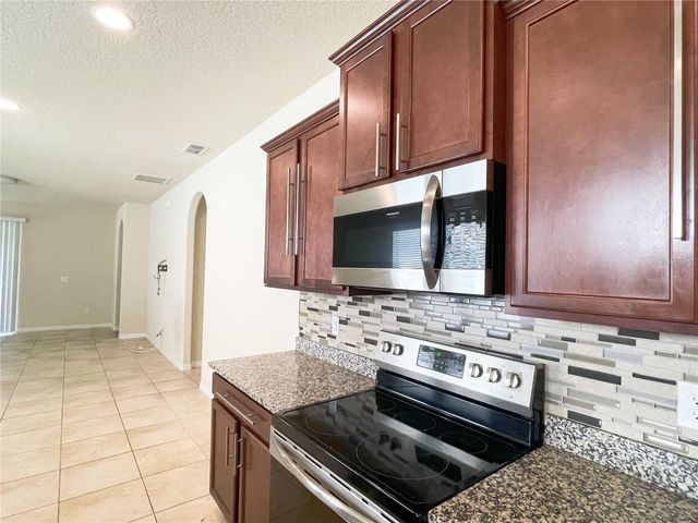 16229 PEBBLE BLUFF LOOP, Winter Garden, FL 34787