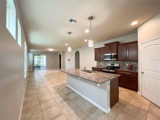 16229 PEBBLE BLUFF LOOP, Winter Garden, FL 34787