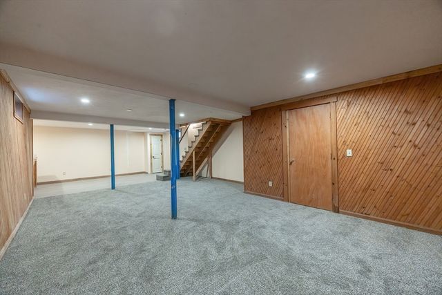 57 Milk St, Blackstone, MA 01504