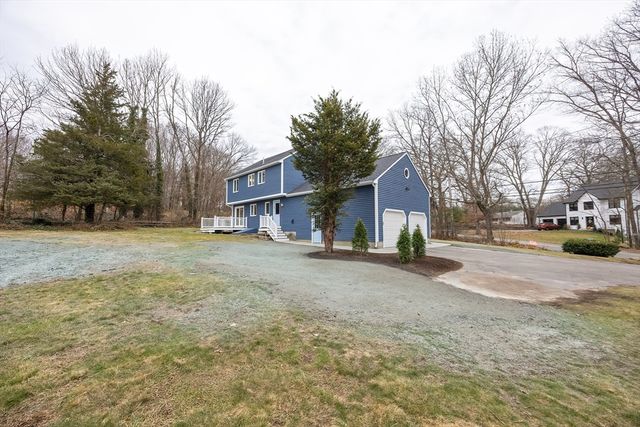 57 Milk St, Blackstone, MA 01504