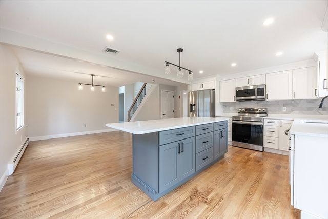 57 Milk St, Blackstone, MA 01504