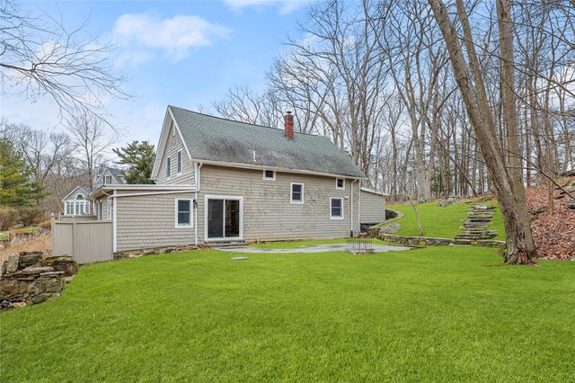 22 Lake Ridge Road, Bedford Corners, NY 10549