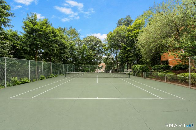 2625 Park Avenue 11F, Bridgeport, CT 06604