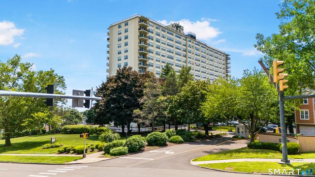 2625 Park Avenue 11F, Bridgeport, CT 06604