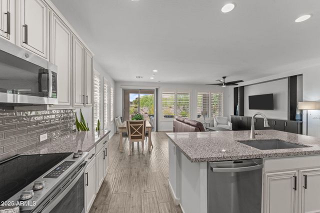 3201 BUCKAROO Court, Wickenburg, AZ 85390