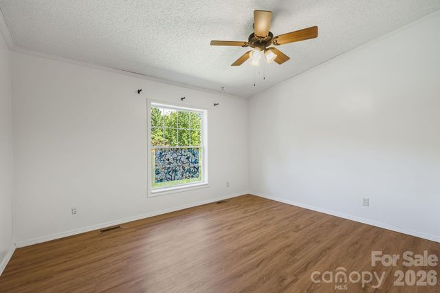 45 Shelby Road, Asheville, NC 28806