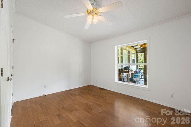 45 Shelby Road, Asheville, NC 28806