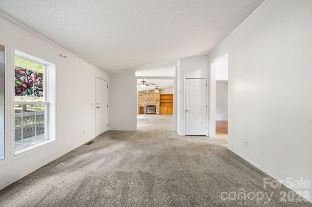 45 Shelby Road, Asheville, NC 28806