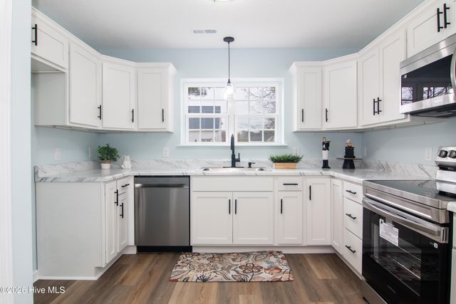 10036 Hidden Branches Drive, Leland, NC 28451