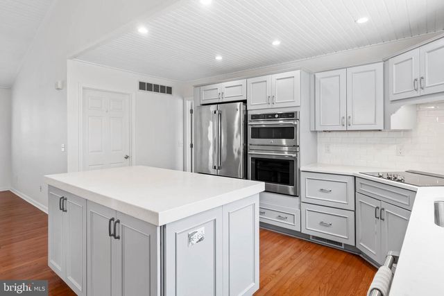 8 N ATLANTIC DR, Lewes, DE 19958