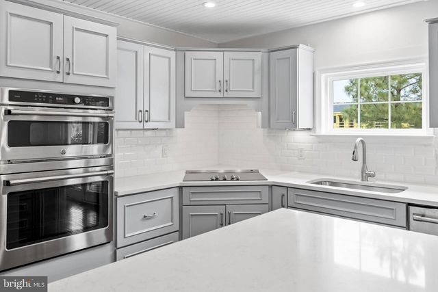 8 N ATLANTIC DR, Lewes, DE 19958