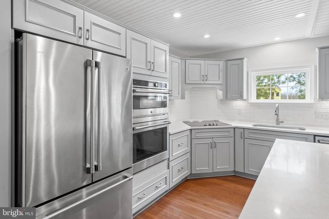 8 N ATLANTIC DR, Lewes, DE 19958