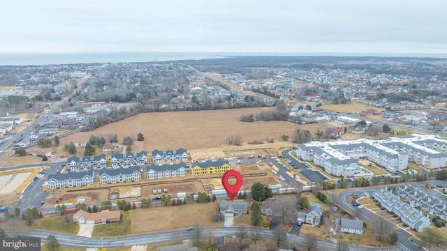 8 N ATLANTIC DR, Lewes, DE 19958