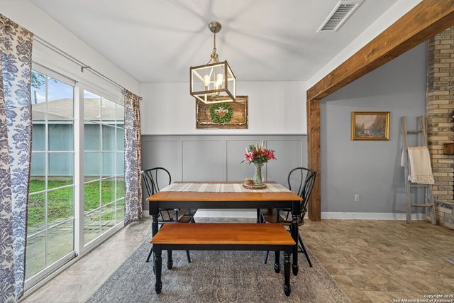 764 Garden Meadow, Universal City, TX 78148