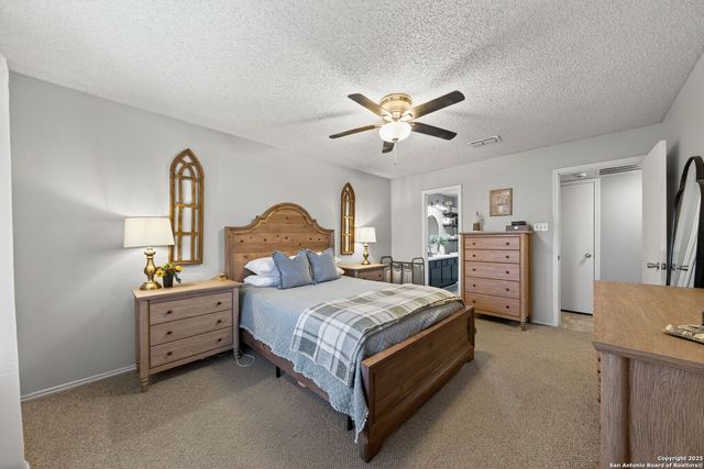 764 Garden Meadow, Universal City, TX 78148