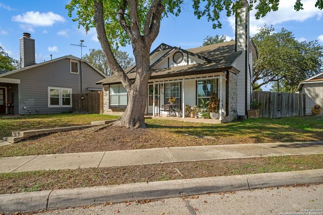 764 Garden Meadow, Universal City, TX 78148