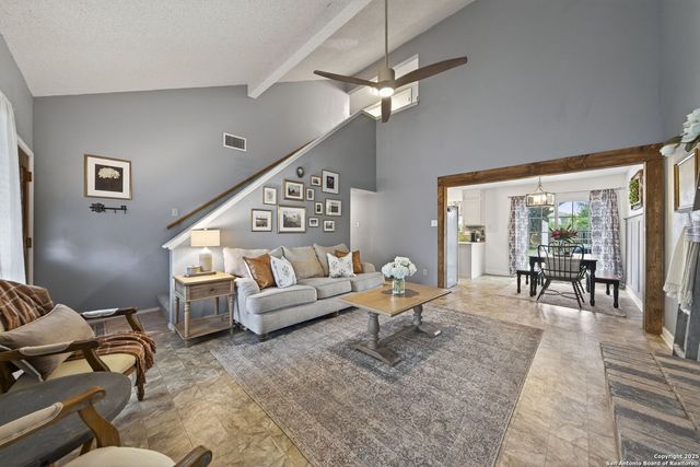 764 Garden Meadow, Universal City, TX 78148