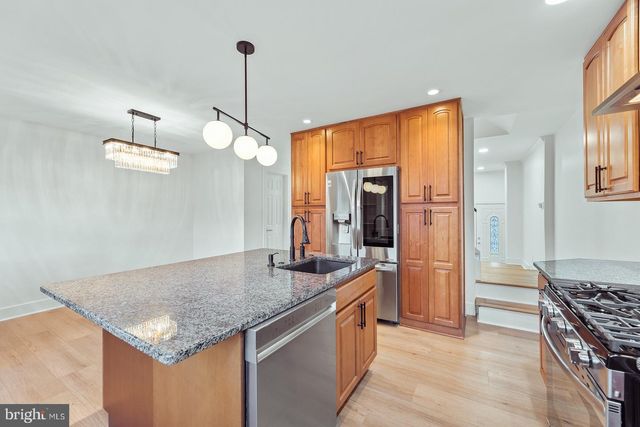 12608 MEDFORD RD, Philadelphia, PA 19154