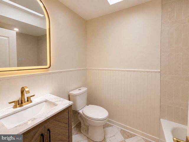 12608 MEDFORD RD, Philadelphia, PA 19154