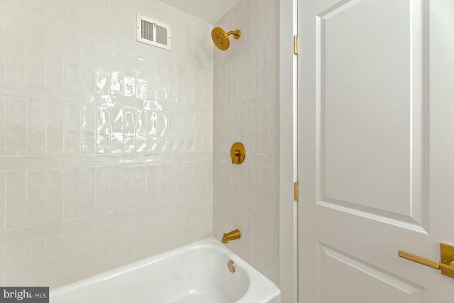 12608 MEDFORD RD, Philadelphia, PA 19154