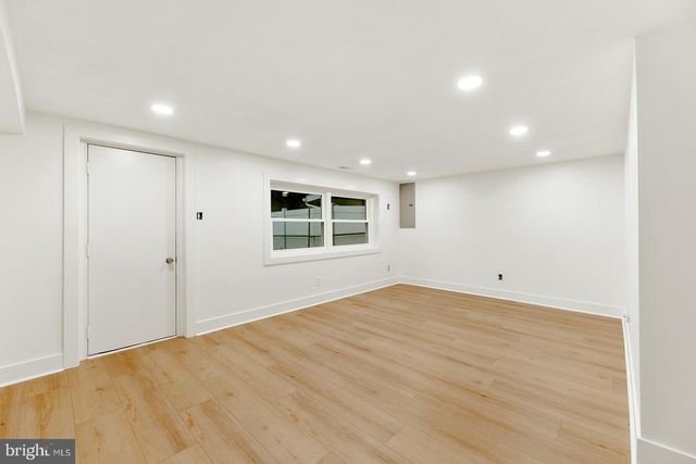 12608 MEDFORD RD, Philadelphia, PA 19154
