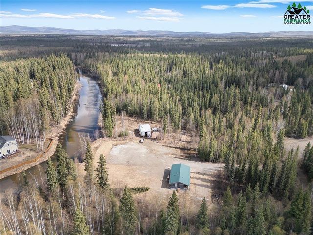 2432 WHITMAN ROAD, North Pole, AK 99705