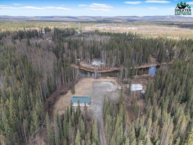 2432 WHITMAN ROAD, North Pole, AK 99705