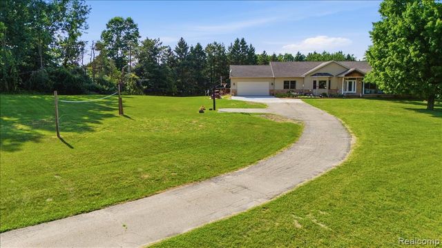 1350 Bald Eagle Lake Road, Ortonville, MI 48462