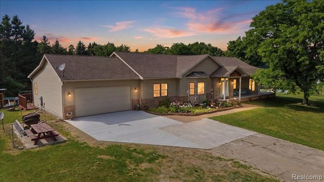 1350 Bald Eagle Lake Road, Ortonville, MI 48462