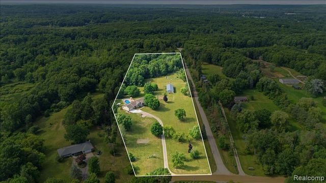 1350 Bald Eagle Lake Road, Ortonville, MI 48462