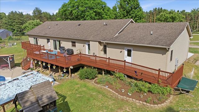 1350 Bald Eagle Lake Road, Ortonville, MI 48462