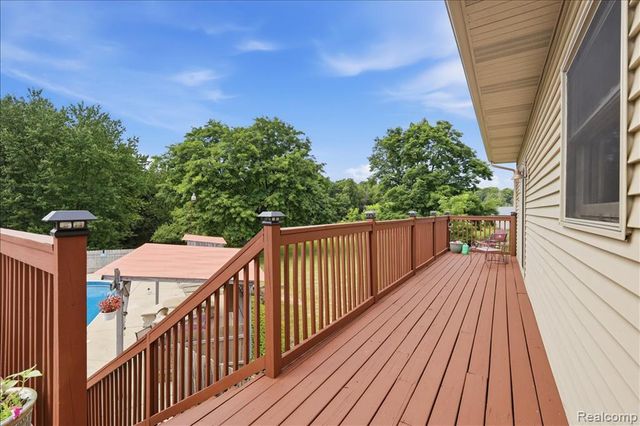 1350 Bald Eagle Lake Road, Ortonville, MI 48462
