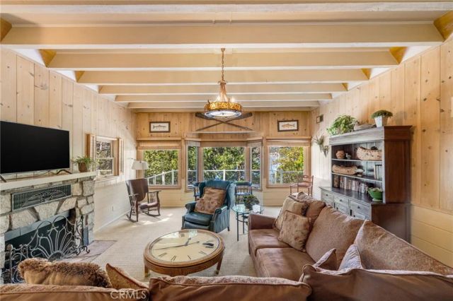 244 John Muir, Lake Arrowhead, CA 92352