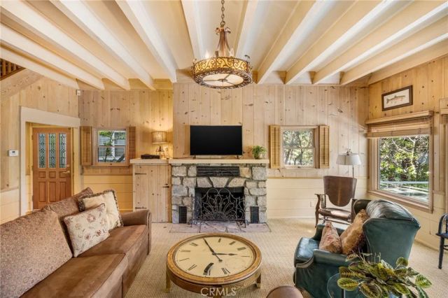 244 John Muir, Lake Arrowhead, CA 92352