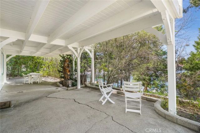 244 John Muir, Lake Arrowhead, CA 92352